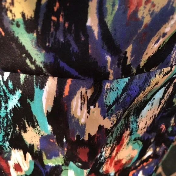 Multicolored high front and back sleeveless dress - Picture 7 of 11